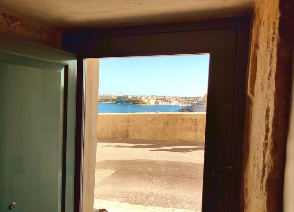 Ripple 23 Savynomad Harbour Residences 발레타 외부 사진