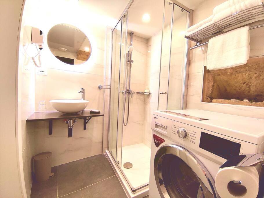 Ripple 23 Savynomad Harbour Residences 발레타 외부 사진